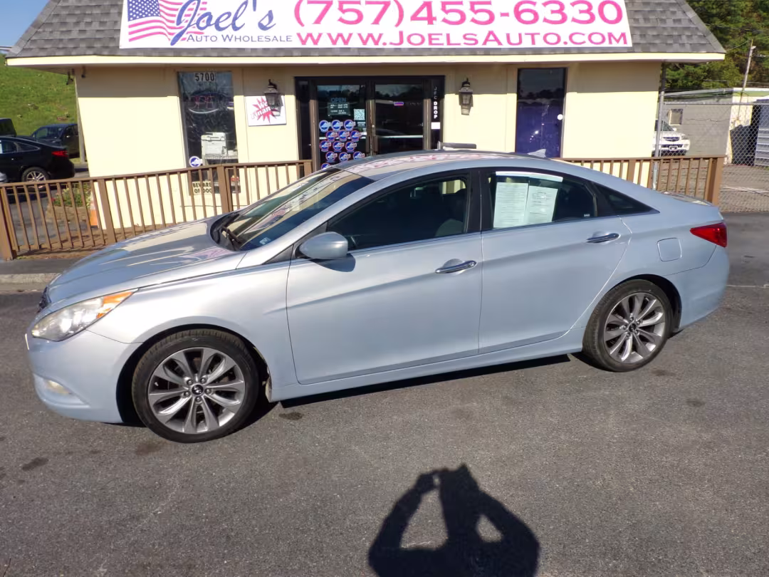 2012 Hyundai Sonata - 5NPEC4AC4CH337176 - Image #1