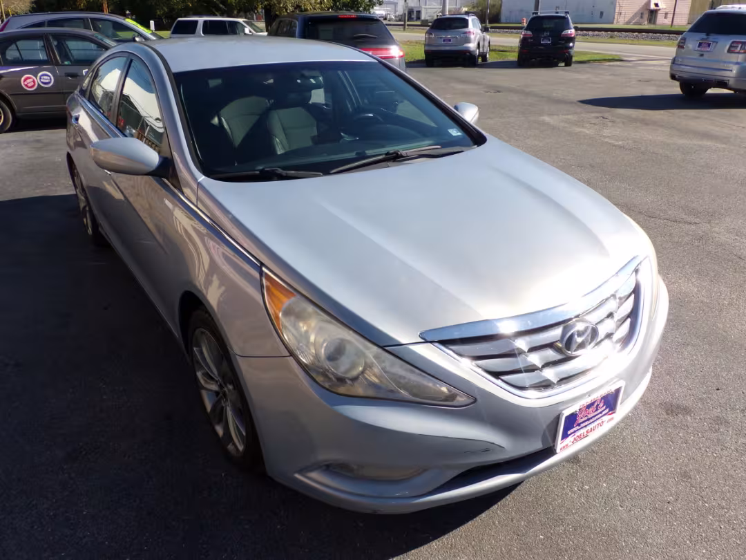 2012 Hyundai Sonata - 5NPEC4AC4CH337176 - Image #2