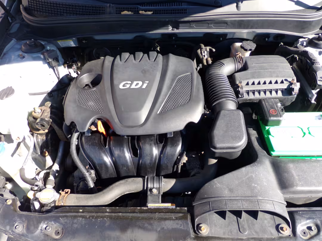 2012 Hyundai Sonata - 5NPEC4AC4CH337176 - Image #4